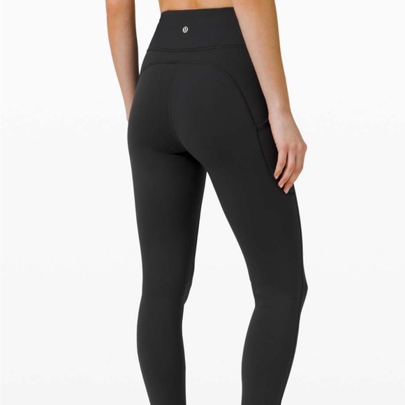 SOLD- Lululemon Legging High Rise 25” 7/8 Pockets Athletic Women’s size 4 - Picture 1 of 16